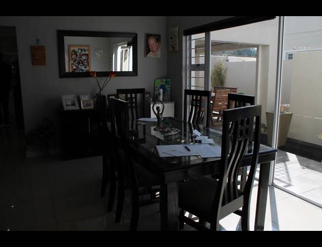 3 BEDROOM CLUSTER FOR SALE IN EDENVALE CENTRAL